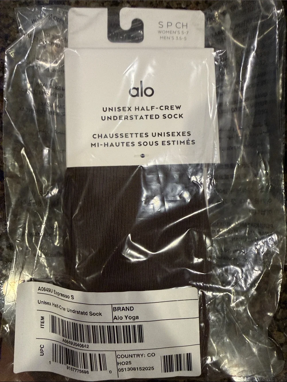 ALO Yoga soft breathable